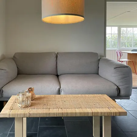 Home With Fjord View In Modern Style Semesterbostad Hjarbæk